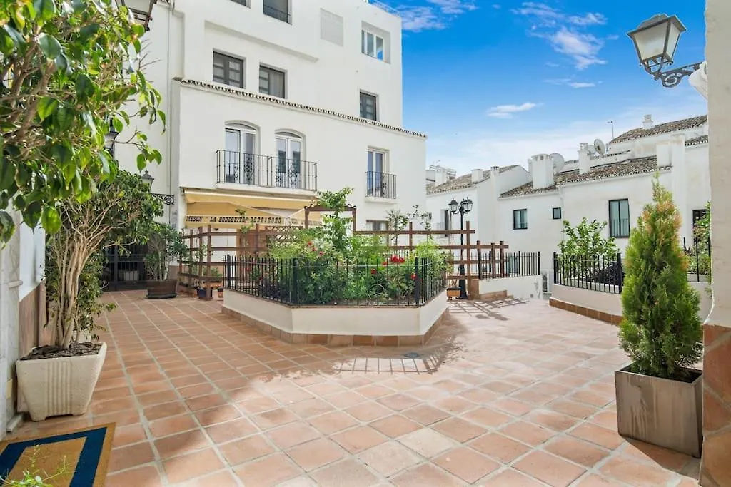 In The Heart Puerto Banus Luxurious Apartment Marbella Spain